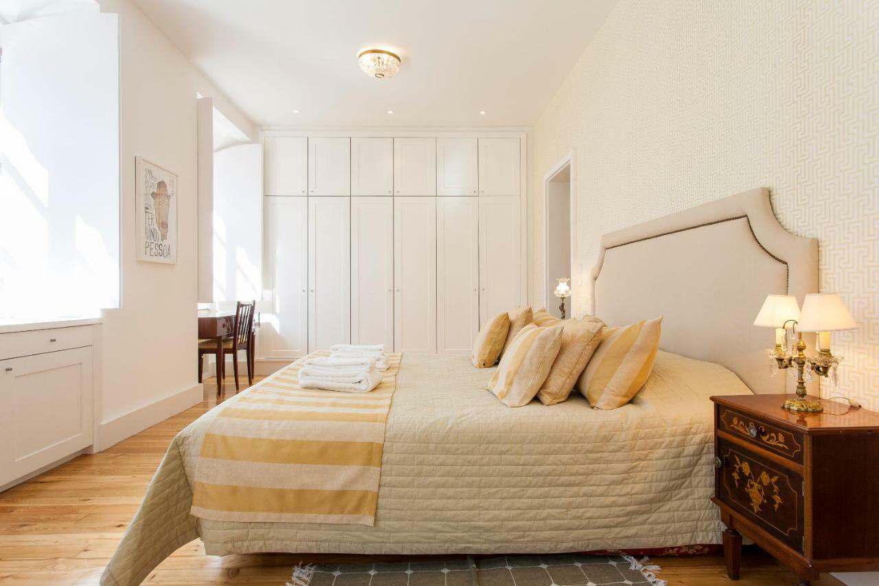 Chiado 4-Bedroom Flat Lisbon Exterior photo